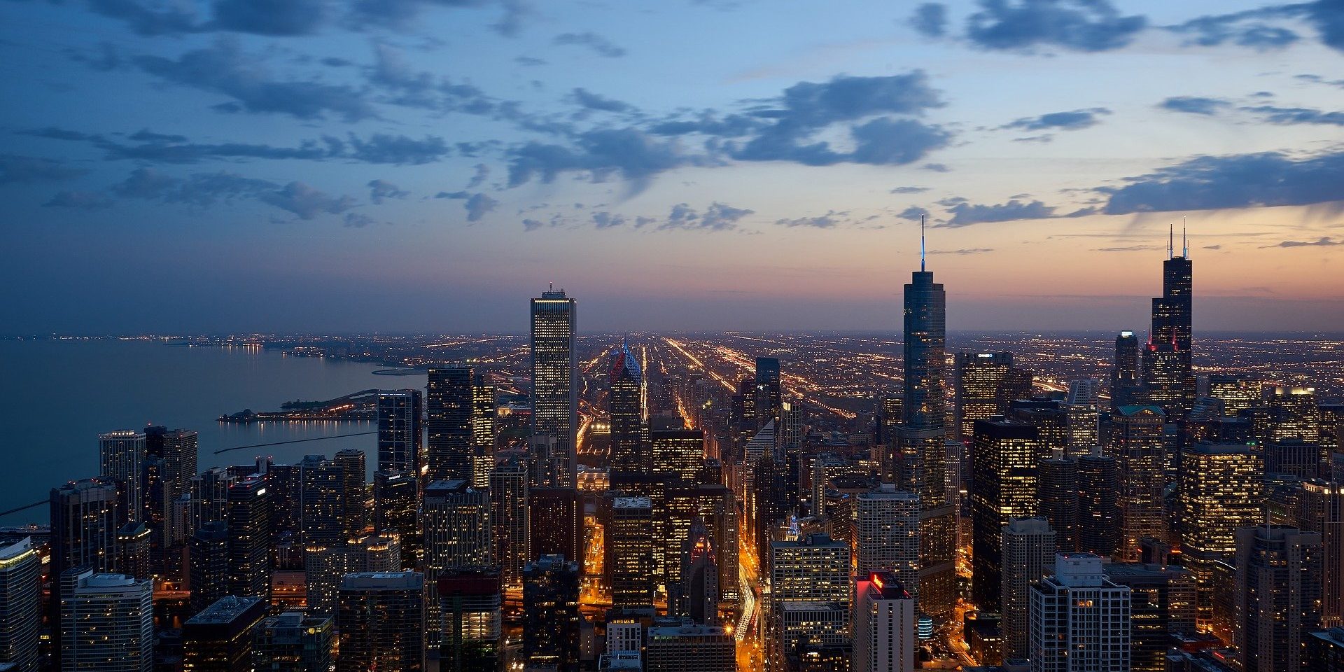 buildings-1869425_1920