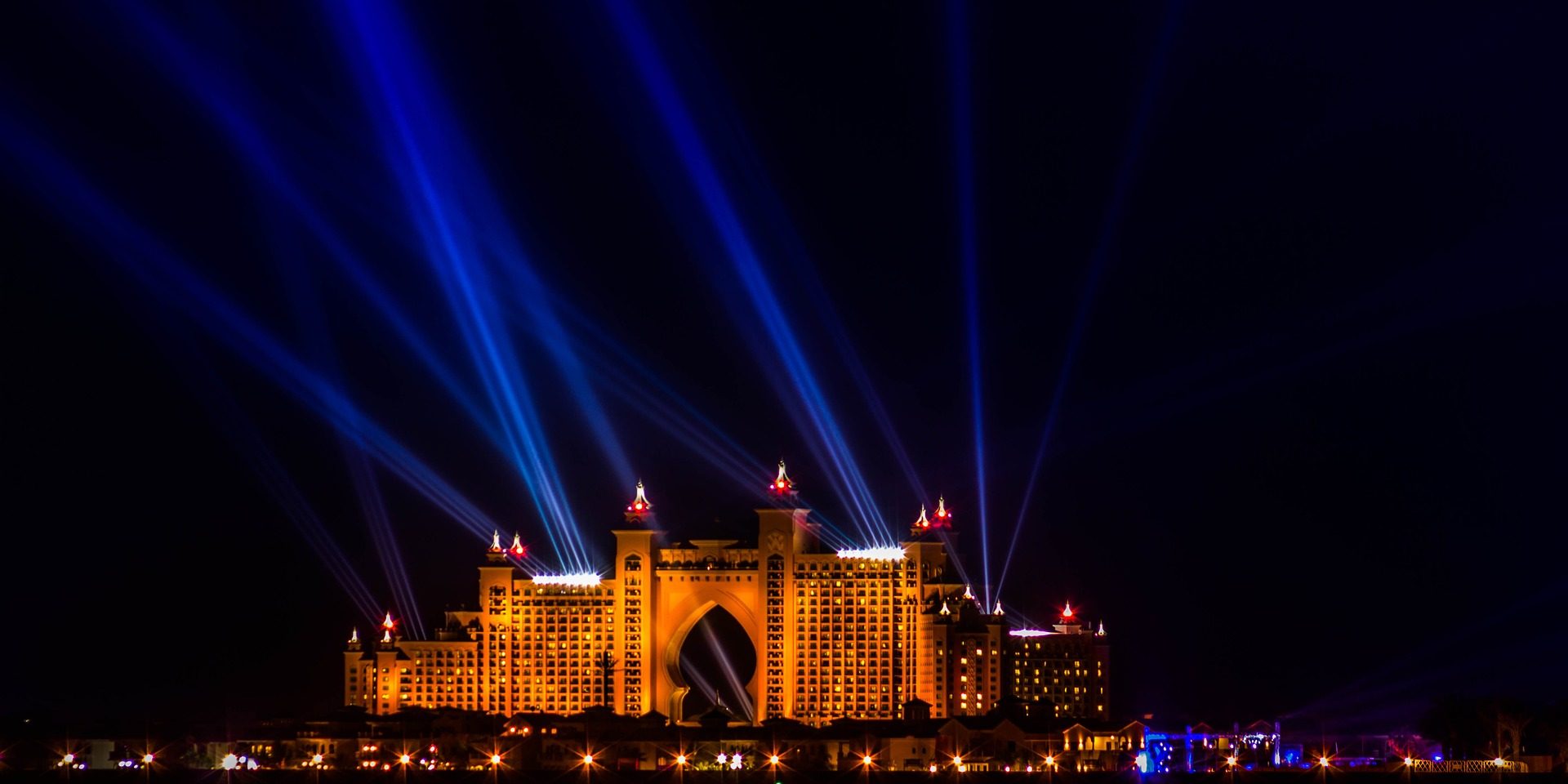 abu dhabi night