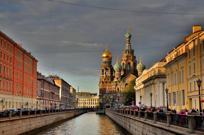 st-petersburg-russia-3747214_1920