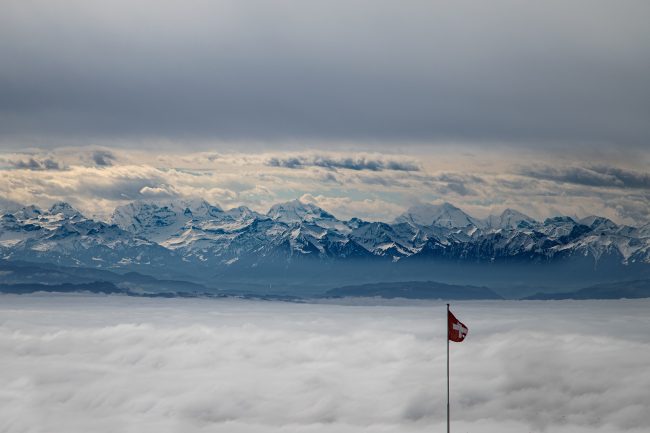 alpine-4597347_1920