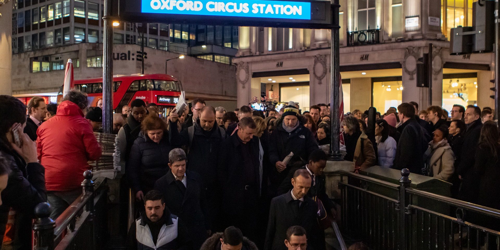 london crowd workers