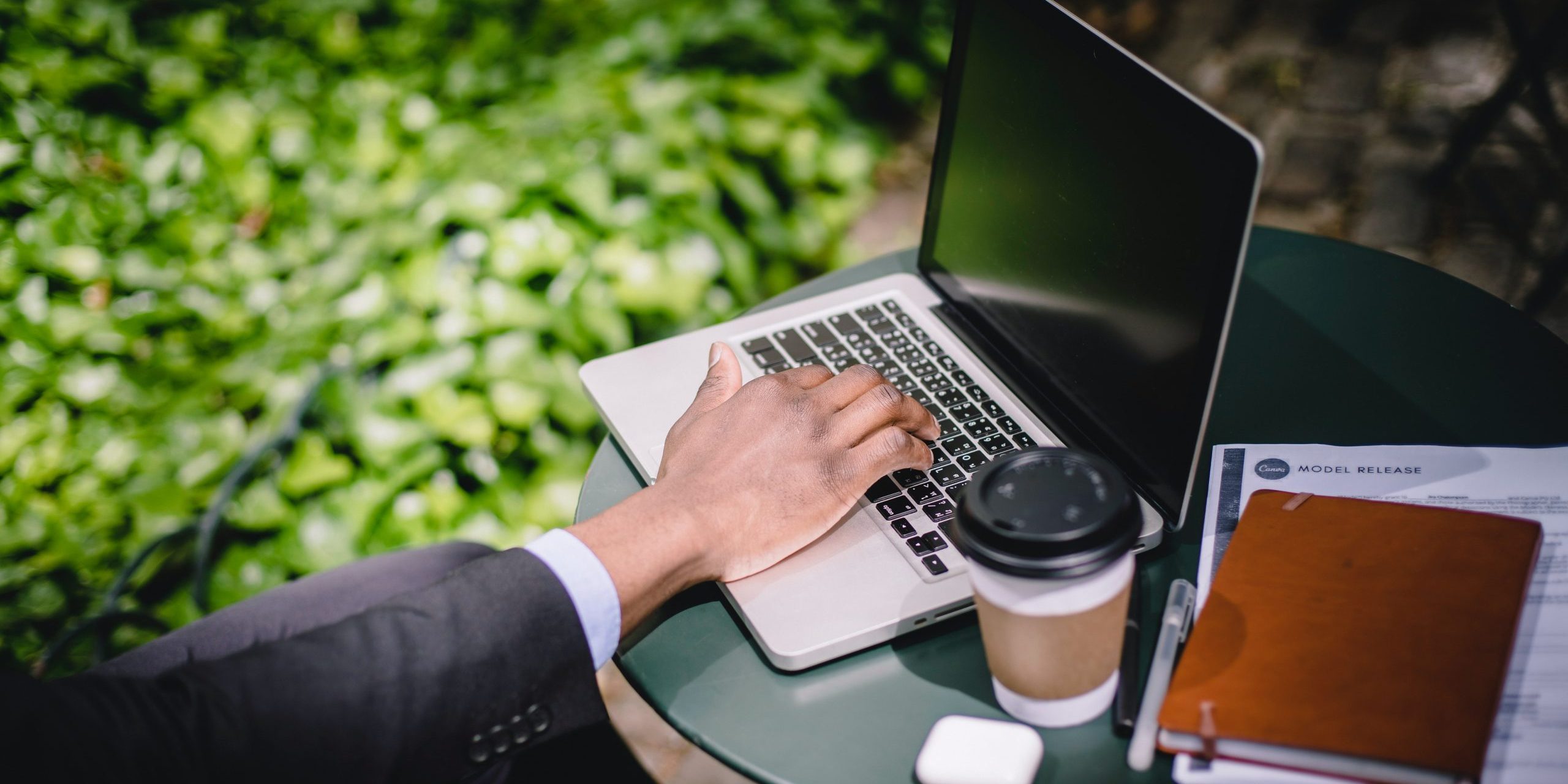 pexels-ketut-subiyanto-4559531